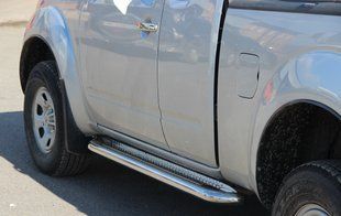 Бічний захист пороги майданчик Nissan Navara 2005-2014 кенгурятник захист задня дуги пороги 0326 фото