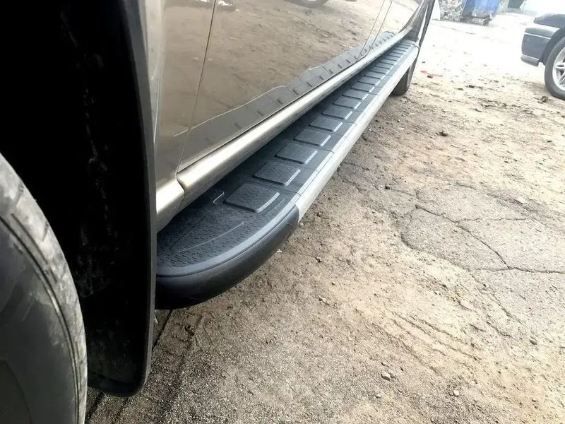 Пороги бічні труба з листом Ford Explorer (2010+) D 60 Silver-Black-inside S2-07.6 фото