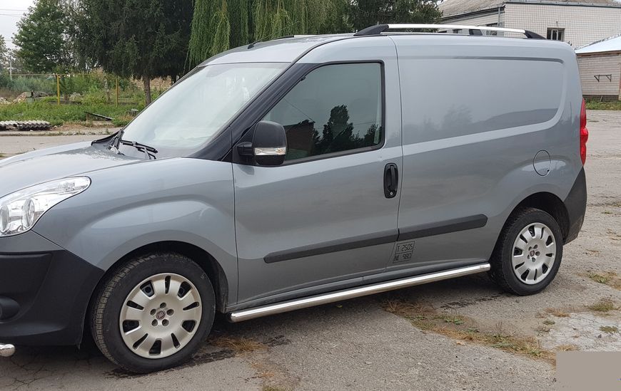 Боковая защита пороги трубы Fiat Doblo 2010-2015 защита заднего бампера дуги пороги 0587 фото
