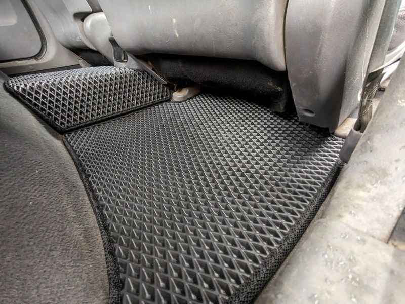 Килимки в салон EVA з 3Д лапою для Hyundai Elantra 3 (XD) 2000-2006, Сірі 2430609673 фото